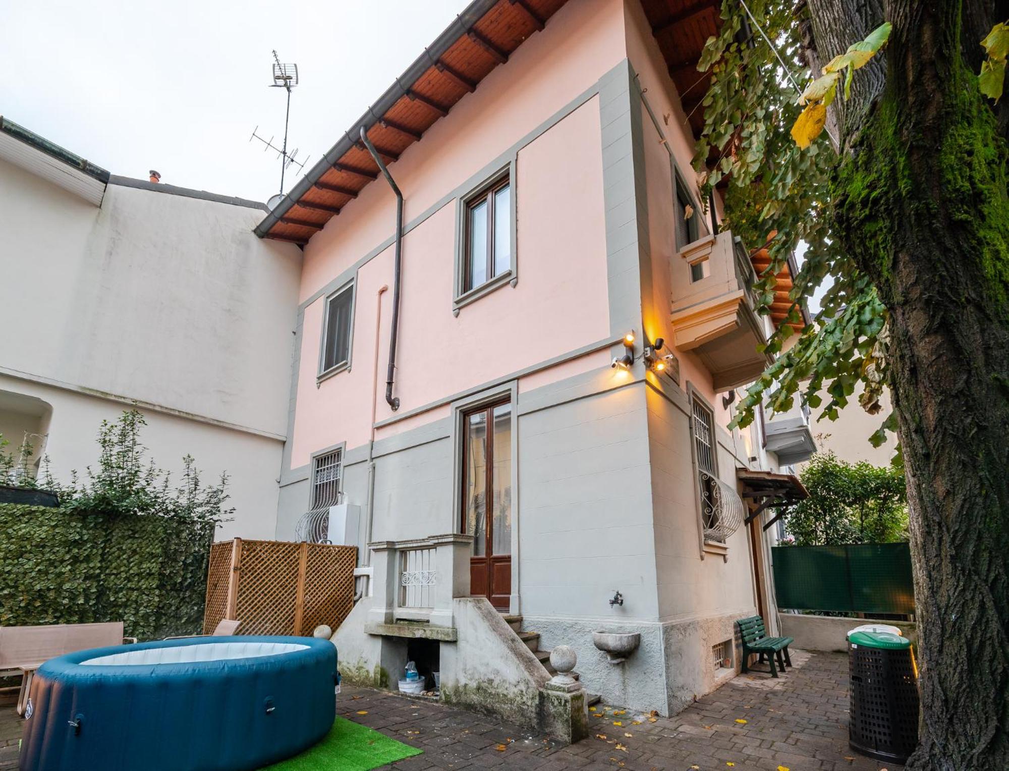 Villa Anglia, Smartstay - Amendola, Fiera, Ospedale San Luca, Milan